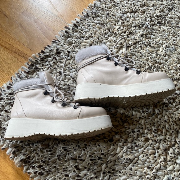 Paloma Barcelo Shearling Platform Boot - Picture 4 of 7